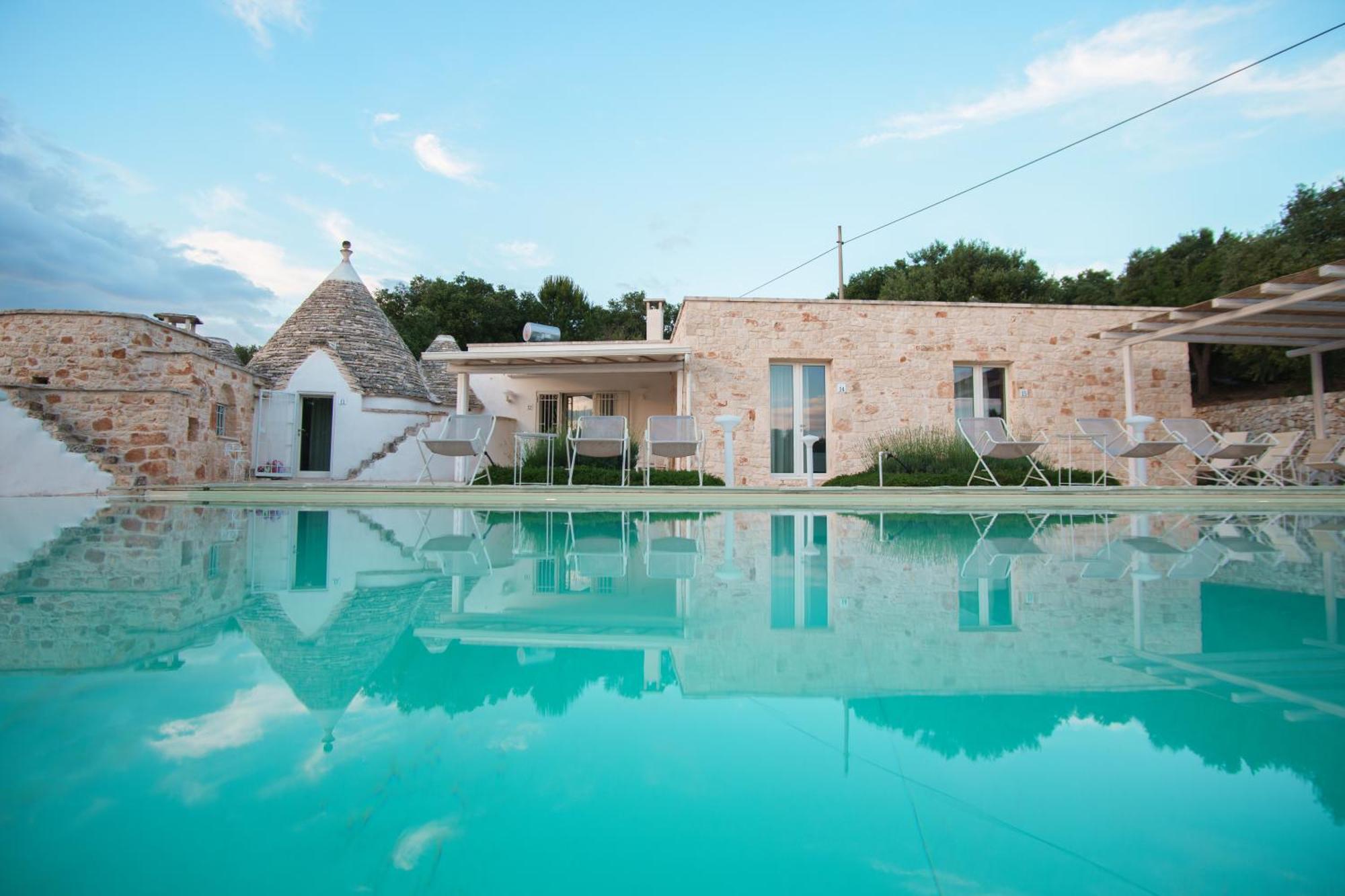 Relais Trulli Le Icone Acomodação com café da manhã Ostuni Exterior foto