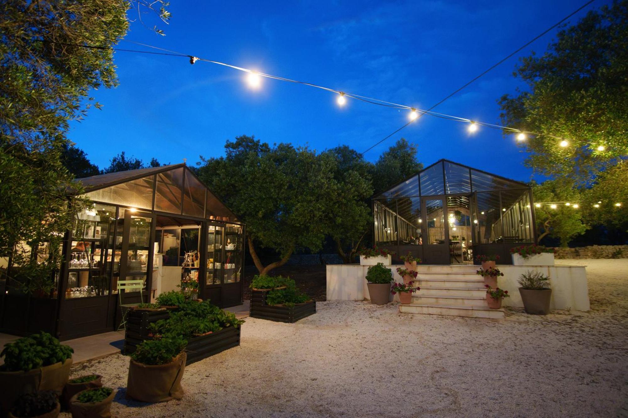 Relais Trulli Le Icone Acomodação com café da manhã Ostuni Exterior foto