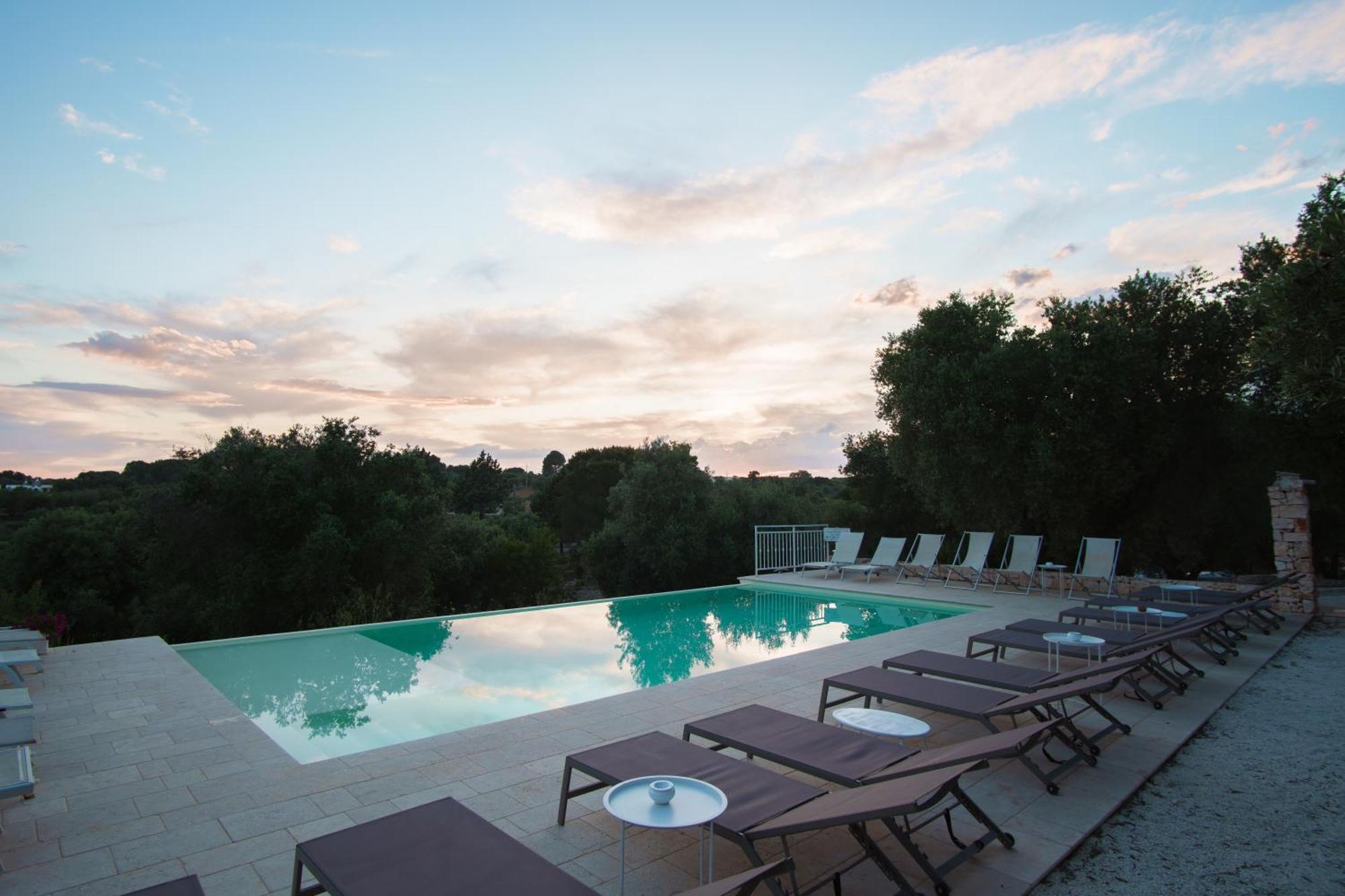 Relais Trulli Le Icone Acomodação com café da manhã Ostuni Exterior foto