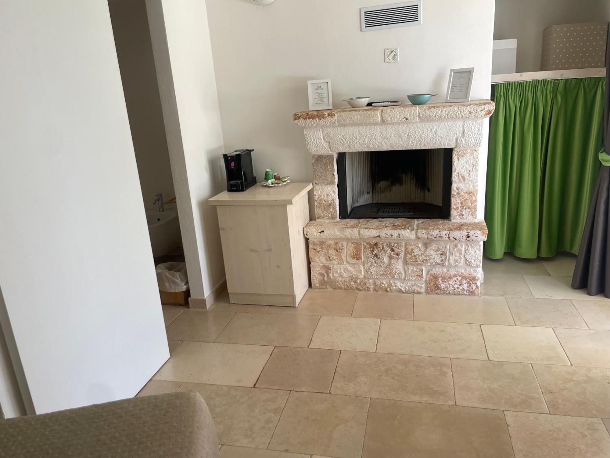Relais Trulli Le Icone Acomodação com café da manhã Ostuni Exterior foto
