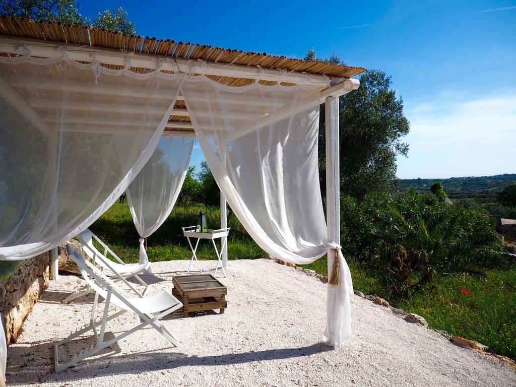Relais Trulli Le Icone Acomodação com café da manhã Ostuni Exterior foto